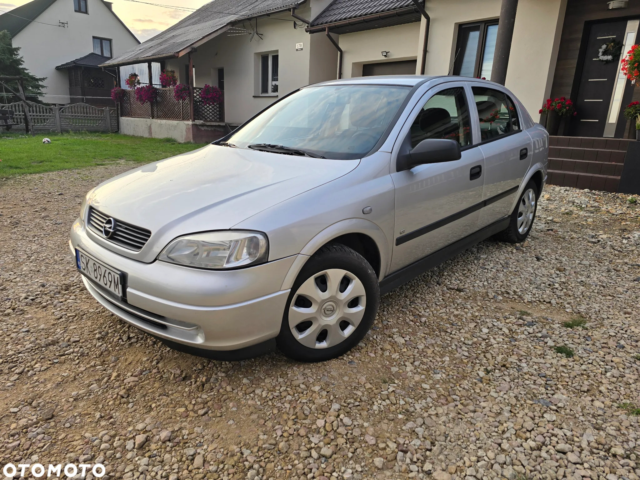 Opel Astra II 1.4 Start - 11