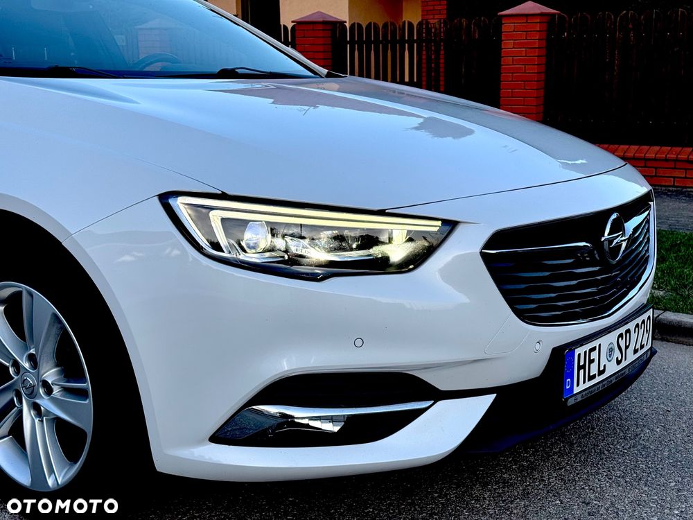 Opel Insignia - 15