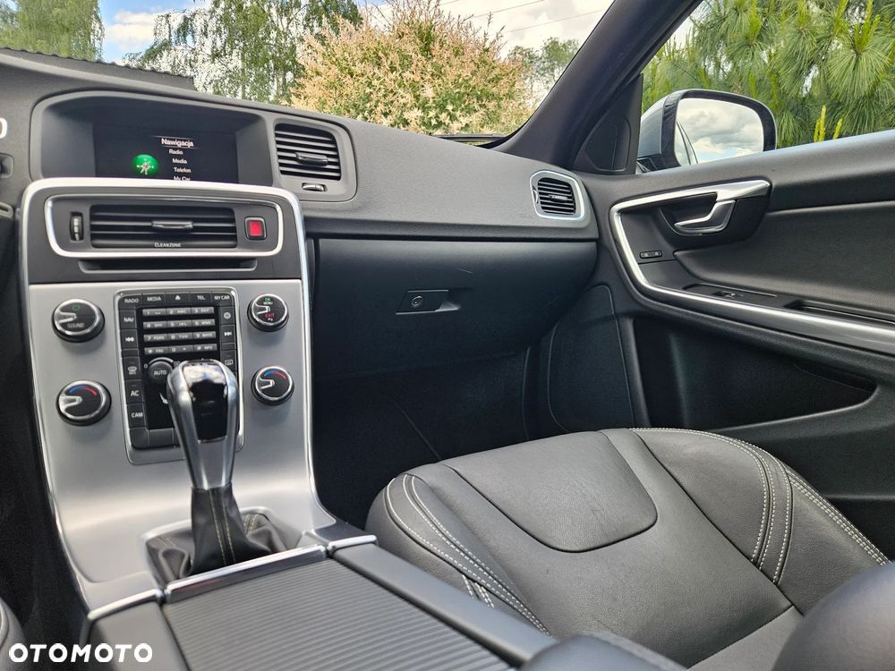 Volvo V60 - 35