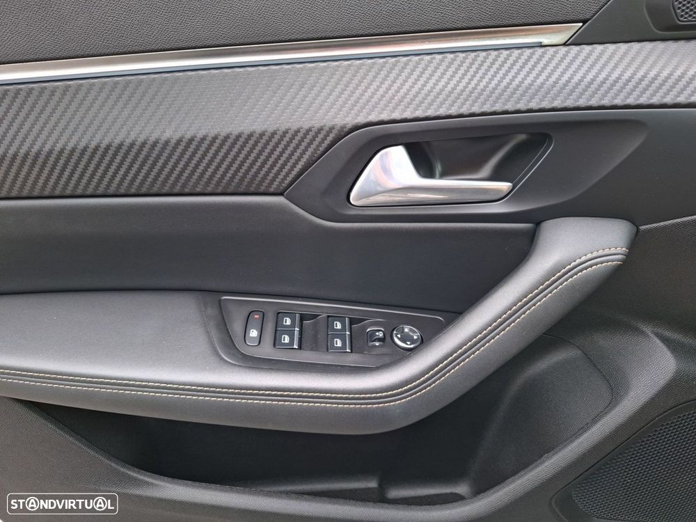 Peugeot 508 1.6 Hybrid GT e-EAT8 - 25