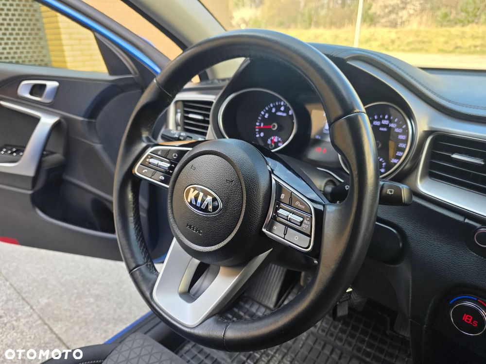 Kia Ceed 1.4 T-GDI L - 12
