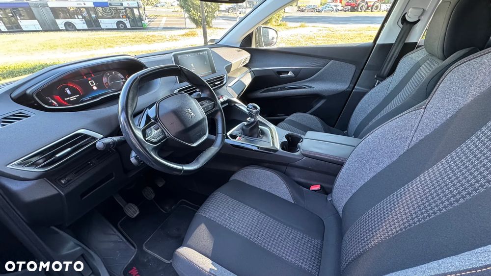 Peugeot 3008 1.6 BlueHDi Active S&S - 15