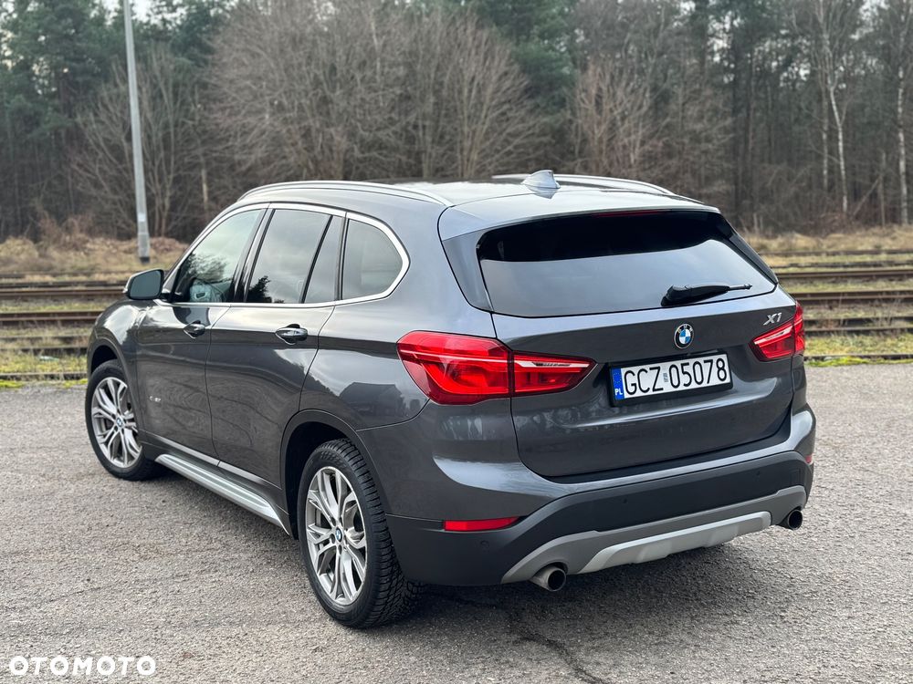 BMW X1 xDrive25i xLine sport - 9