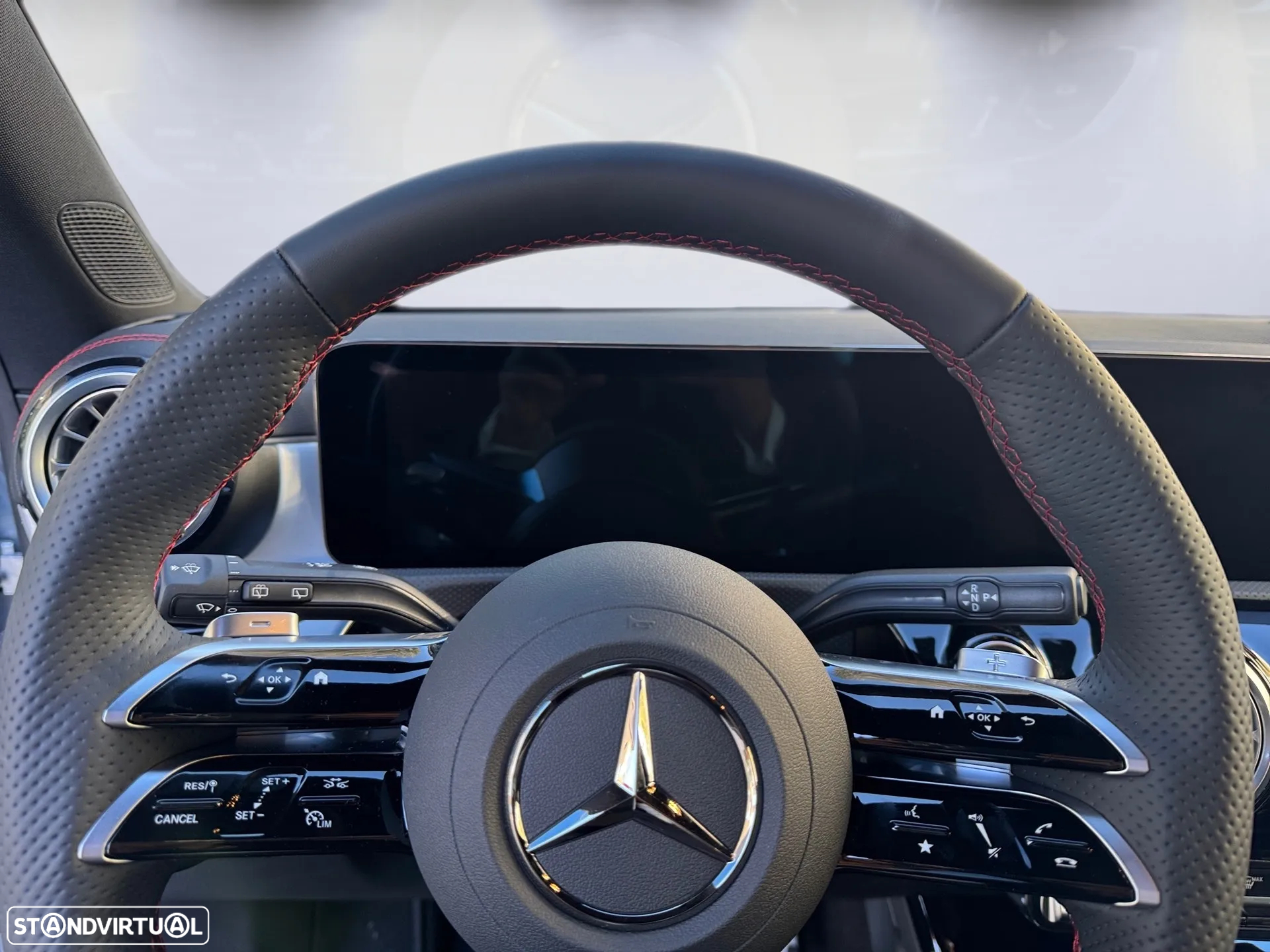 Mercedes-Benz CLA 200 Shooting Brake AMG Line Aut. - 18