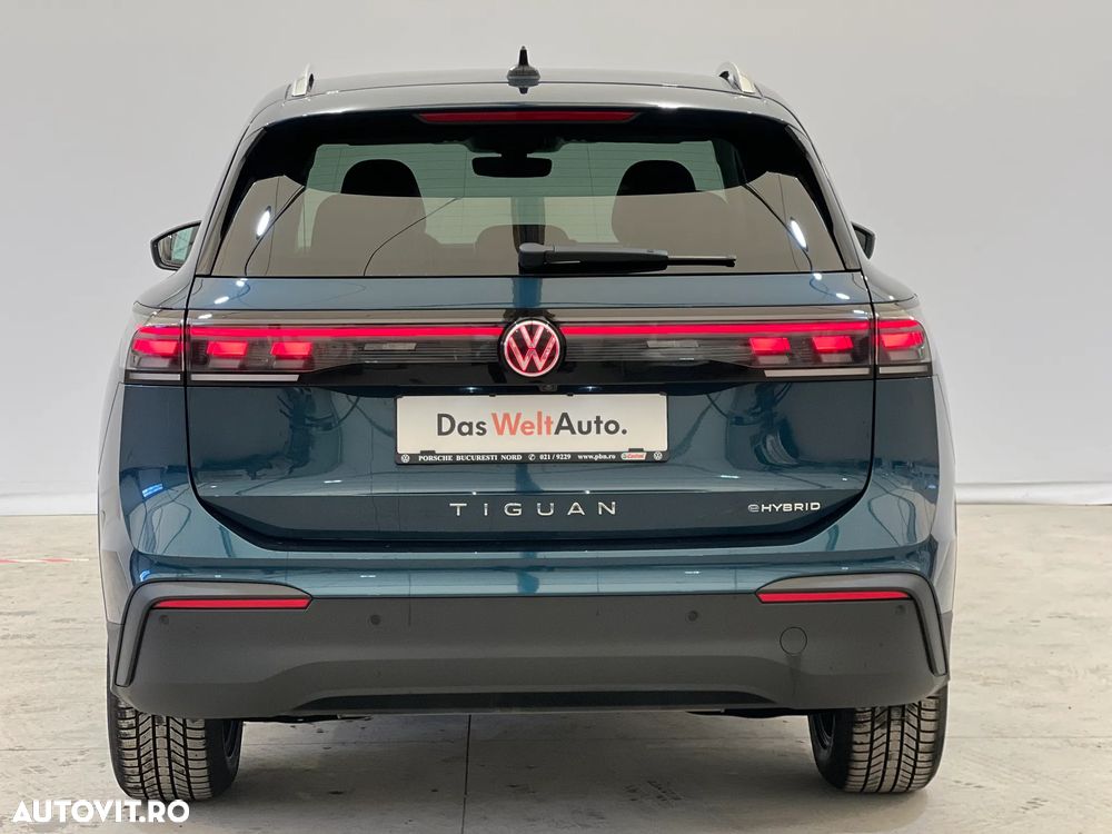 Volkswagen Tiguan - 36