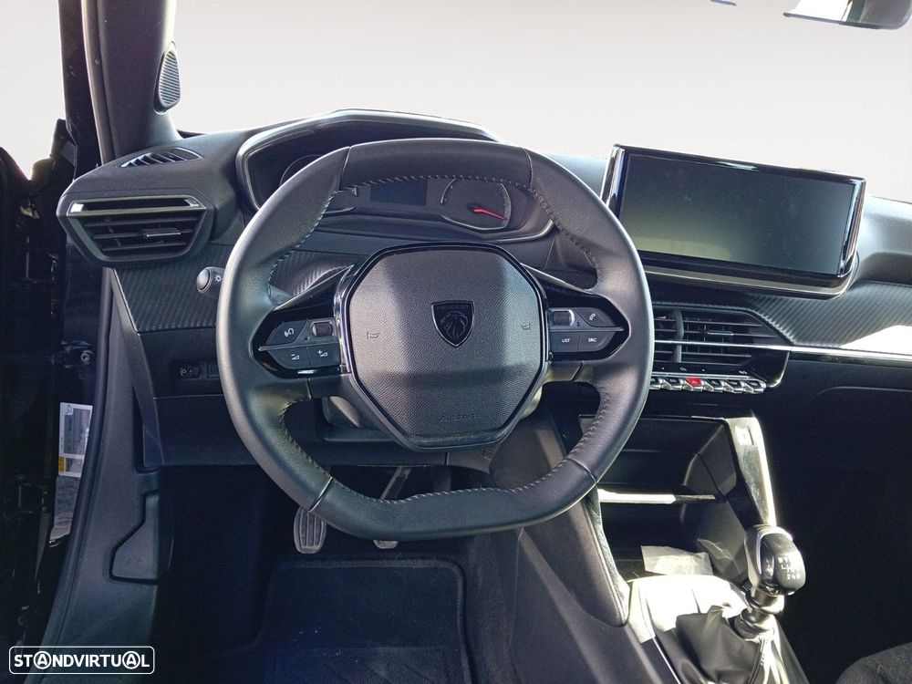 Peugeot 2008 1.2 PureTech Style - 12