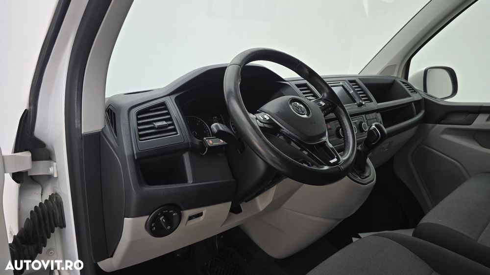 Volkswagen Transporter - 13