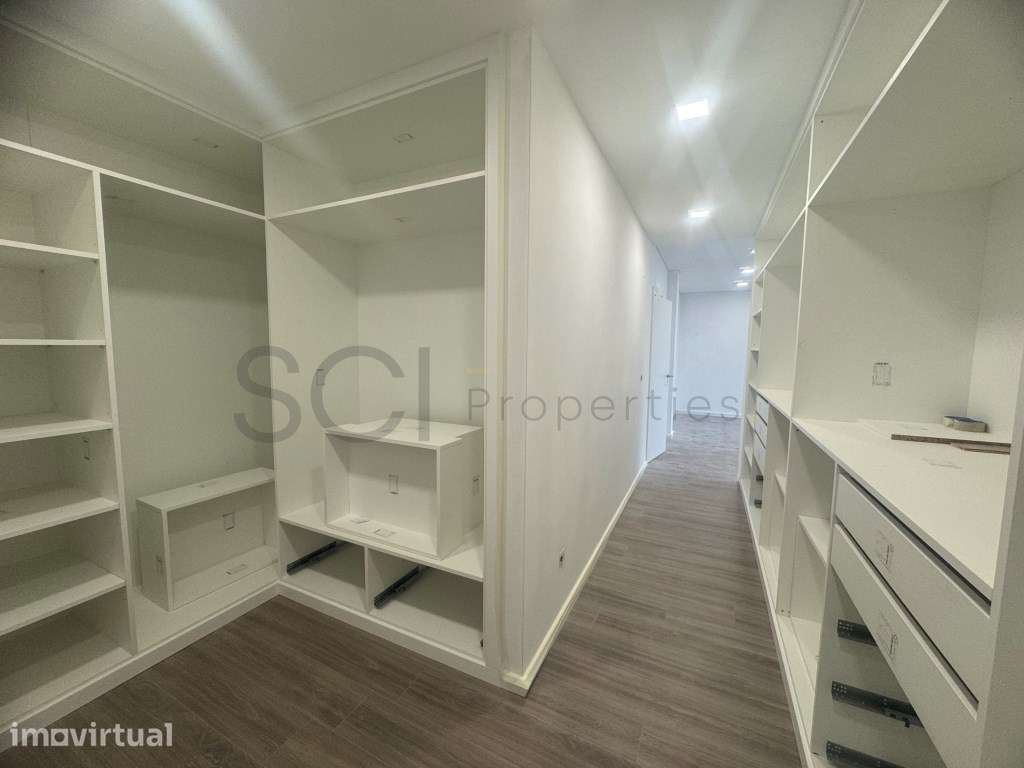 Moradia Geminada T3 + CAVE | Pinhal Vidal | Corroios - Grande imagem: 3/21