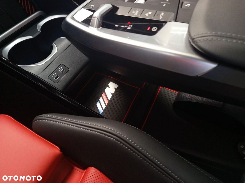 BMW X2 - 25