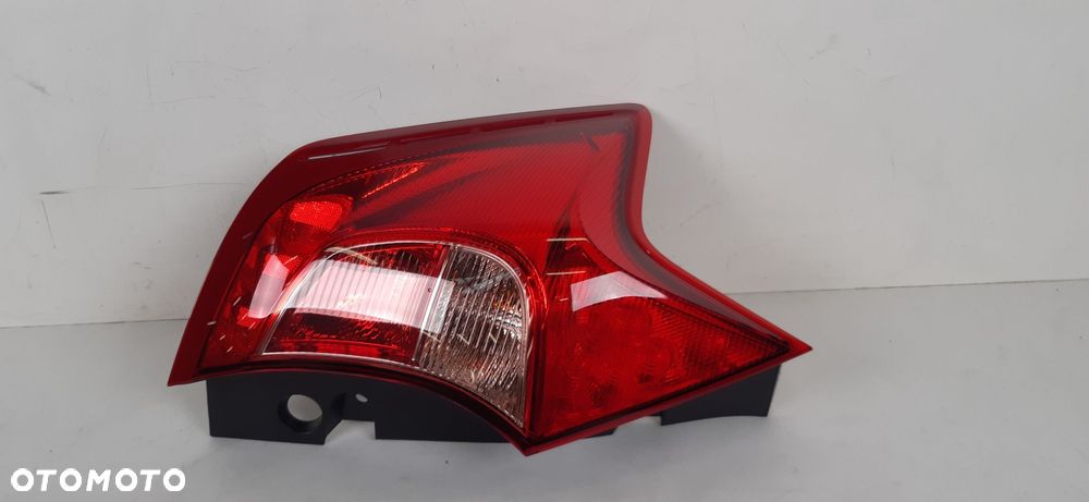 NISSAN NOTE E12 LAMPA LEWA TYŁ 26555-3VV0A - 1
