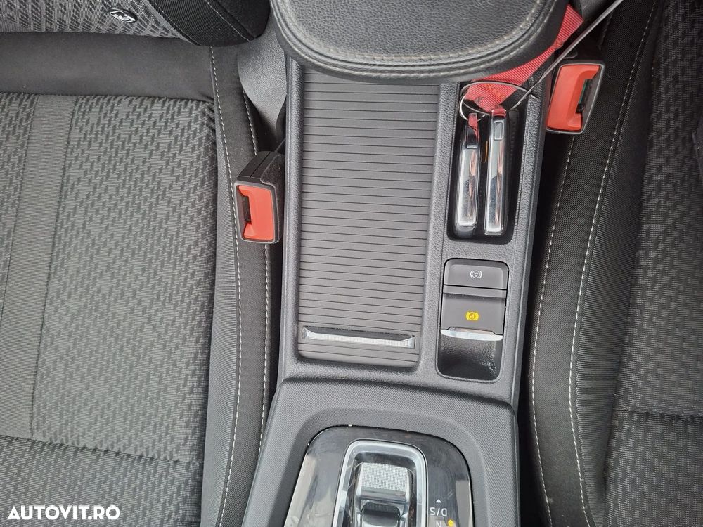 Skoda Octavia Combi 2.0 TDI DSG 4X4 Style - 17