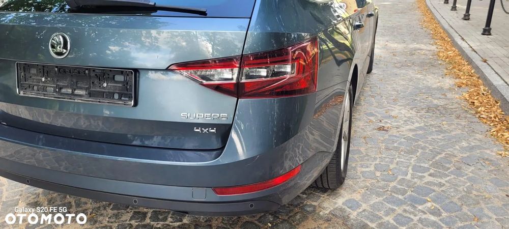 Skoda Superb 2.0 TDI 4x4 Style DSG - 16
