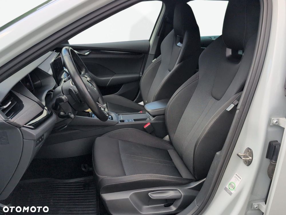 Skoda Octavia 2.0 TDI Sportline DSG - 18
