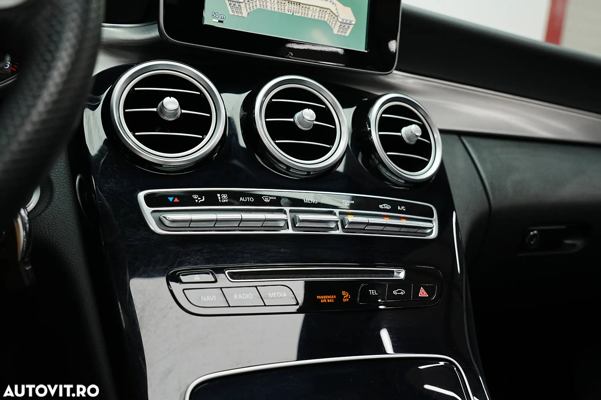 Mercedes-Benz C 180 (BlueTEC) d 7G-TRONIC AMG Line - 24