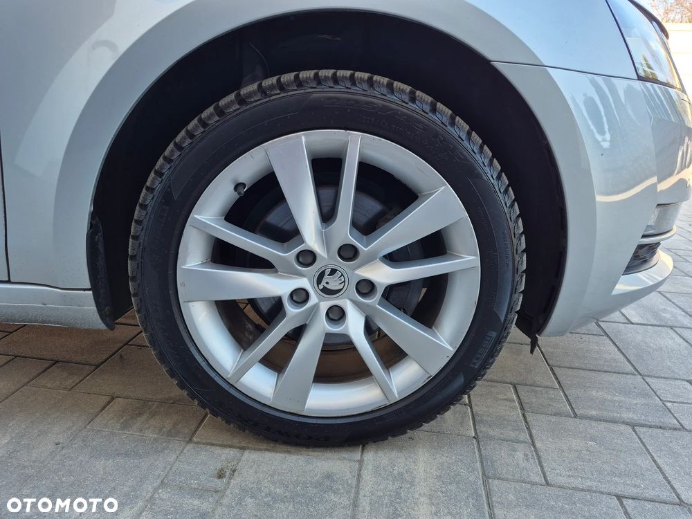 Skoda Octavia 2.0 TDI SCR Style DSG - 15