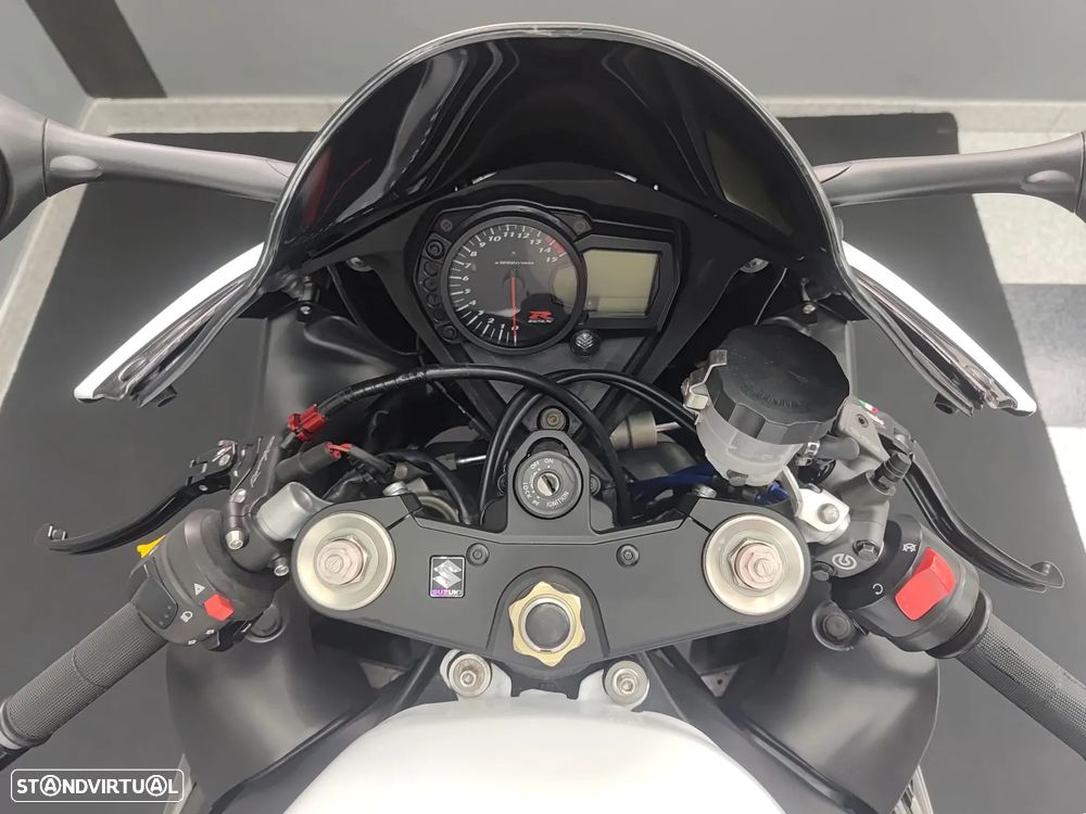 Suzuki GSX-R 1000 - 11