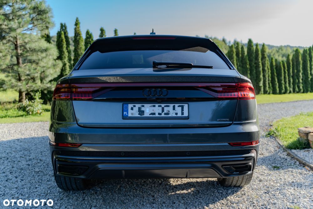 Audi Q8 - 9
