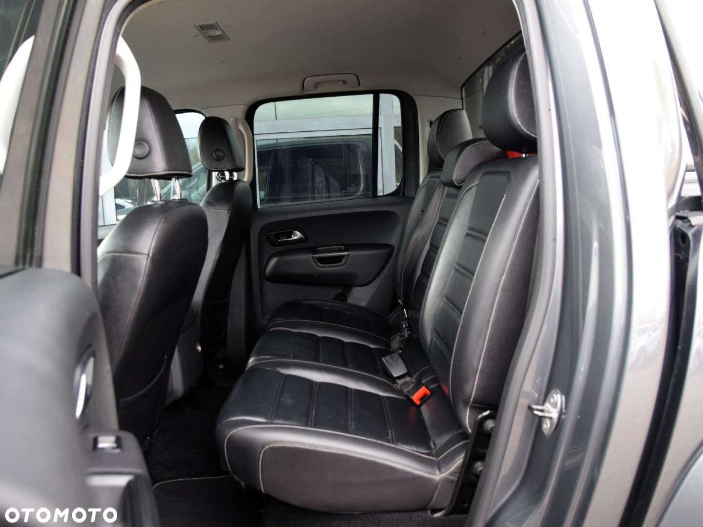 Volkswagen Amarok - 8
