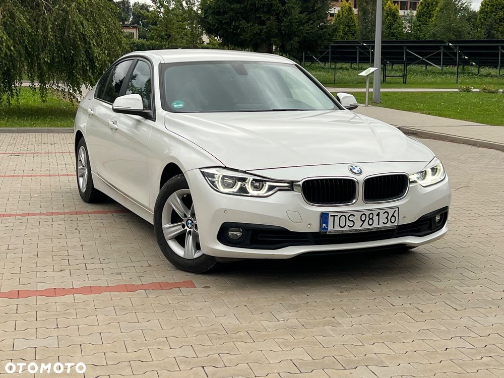BMW Seria 3 318i - 2