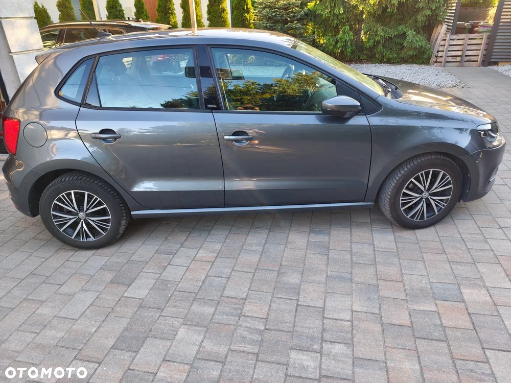 Volkswagen Polo 1.4 TDI Blue Motion Technology Allstar - 2
