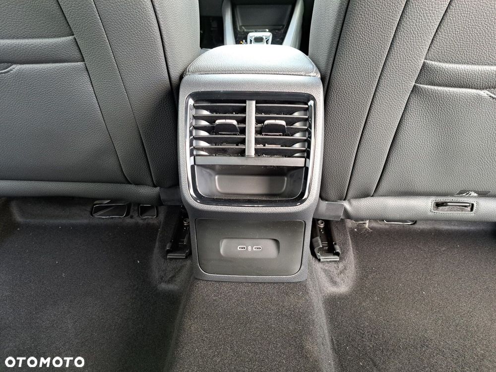Skoda Octavia 1.5 TSI mHEV Sportline DSG - 35