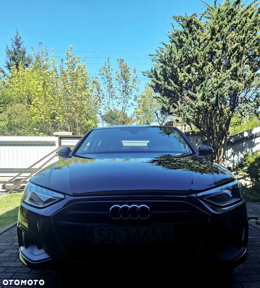 Audi A4 Limousine - 1