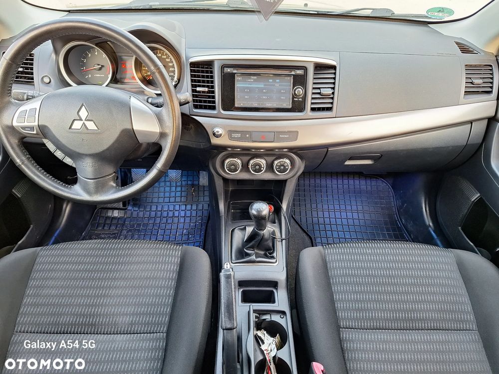 Mitsubishi Lancer 1.6 - 22