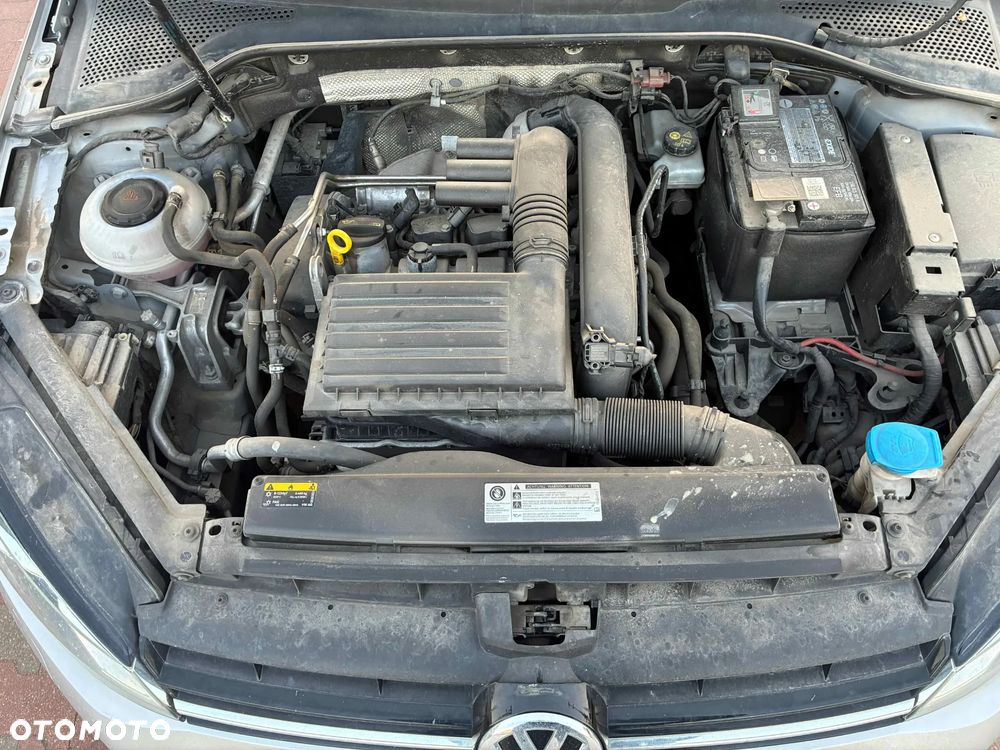 Volkswagen Golf 1.4 TSI BMT Comfortline - 3