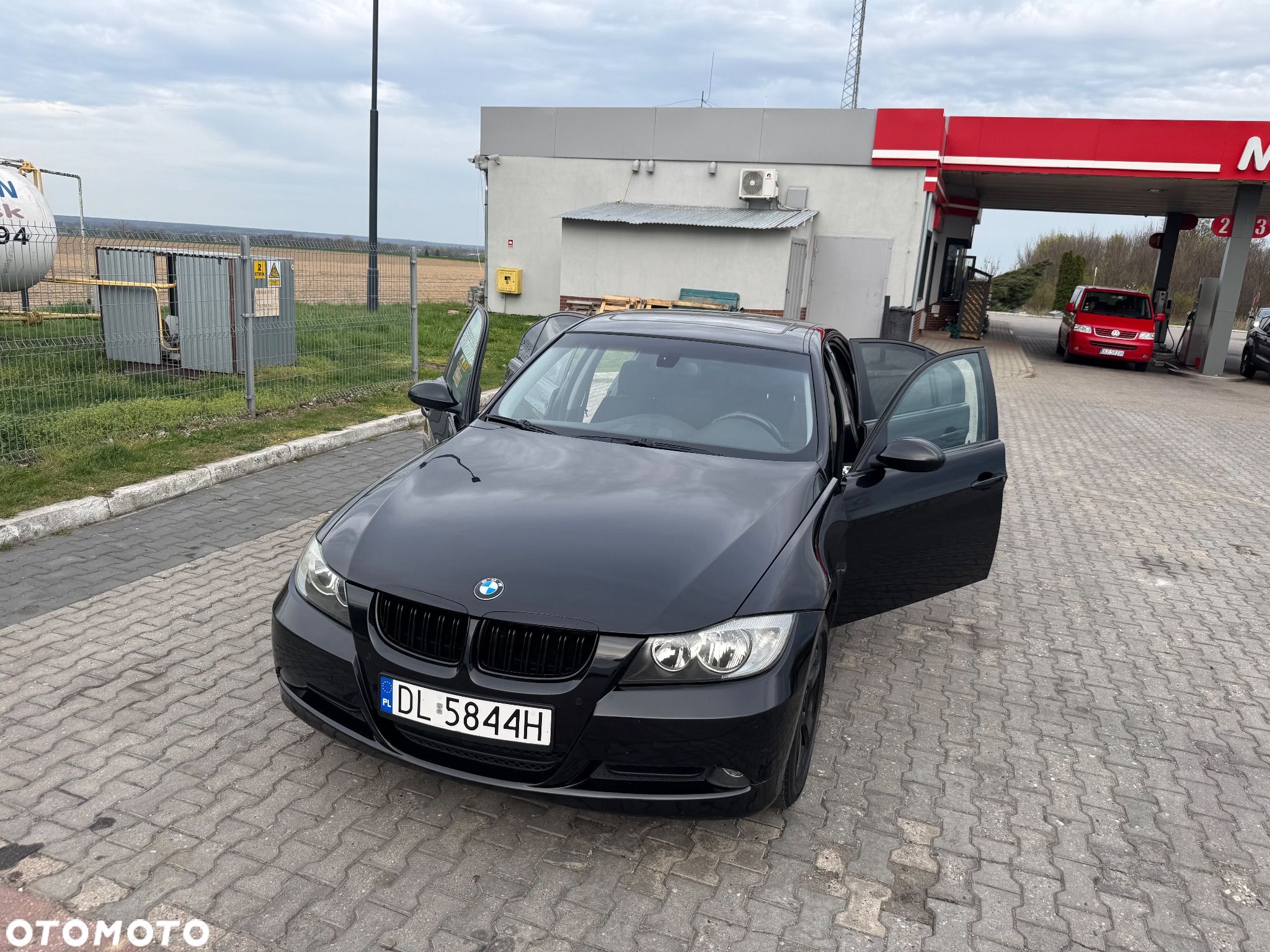 BMW Seria 3 320i - 1