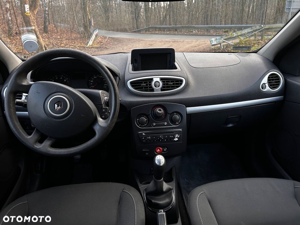 Renault Clio 1.2 16V Dynamique - 10