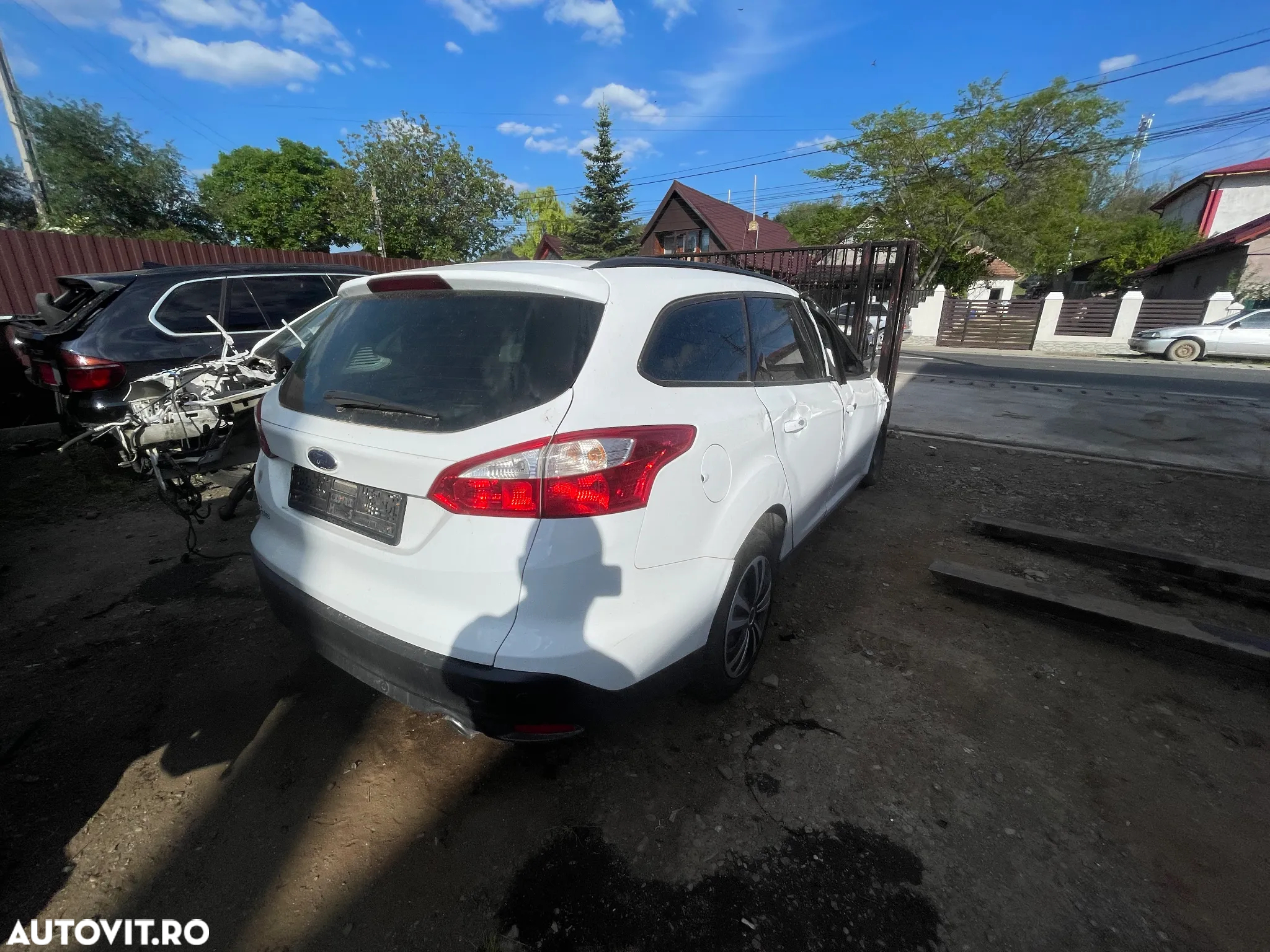 Dezmembram Ford Focus 3 Break  2.0 TDCI automat - 2
