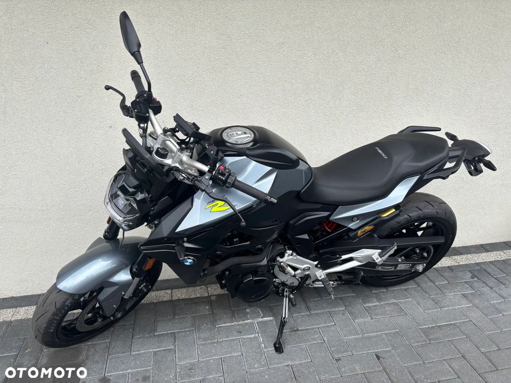 BMW F - 5