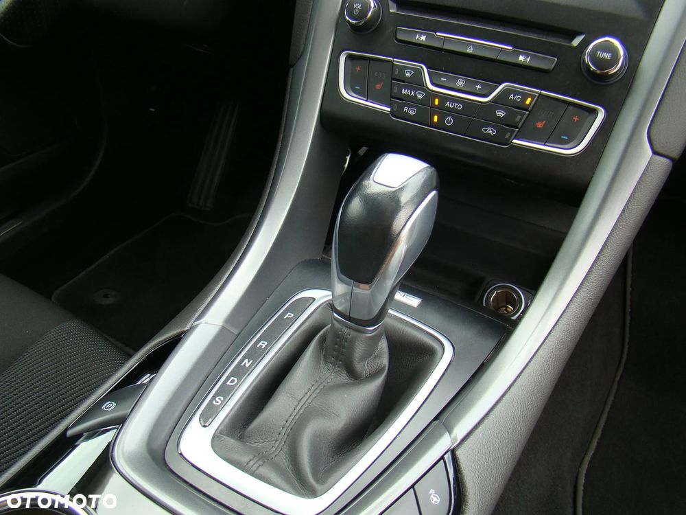 Ford Mondeo 2.0 TDCi STart-Stopp PowerShift-Aut ST-Line - 39