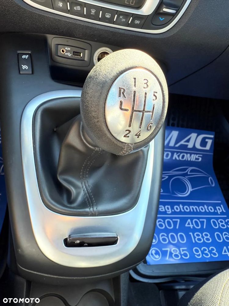 Renault Scenic 1.4 16V TCE Expression - 29