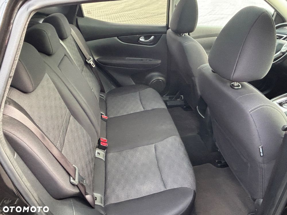 Nissan Qashqai 1.2 DIG-T Xtronic TEKNA+ - 40