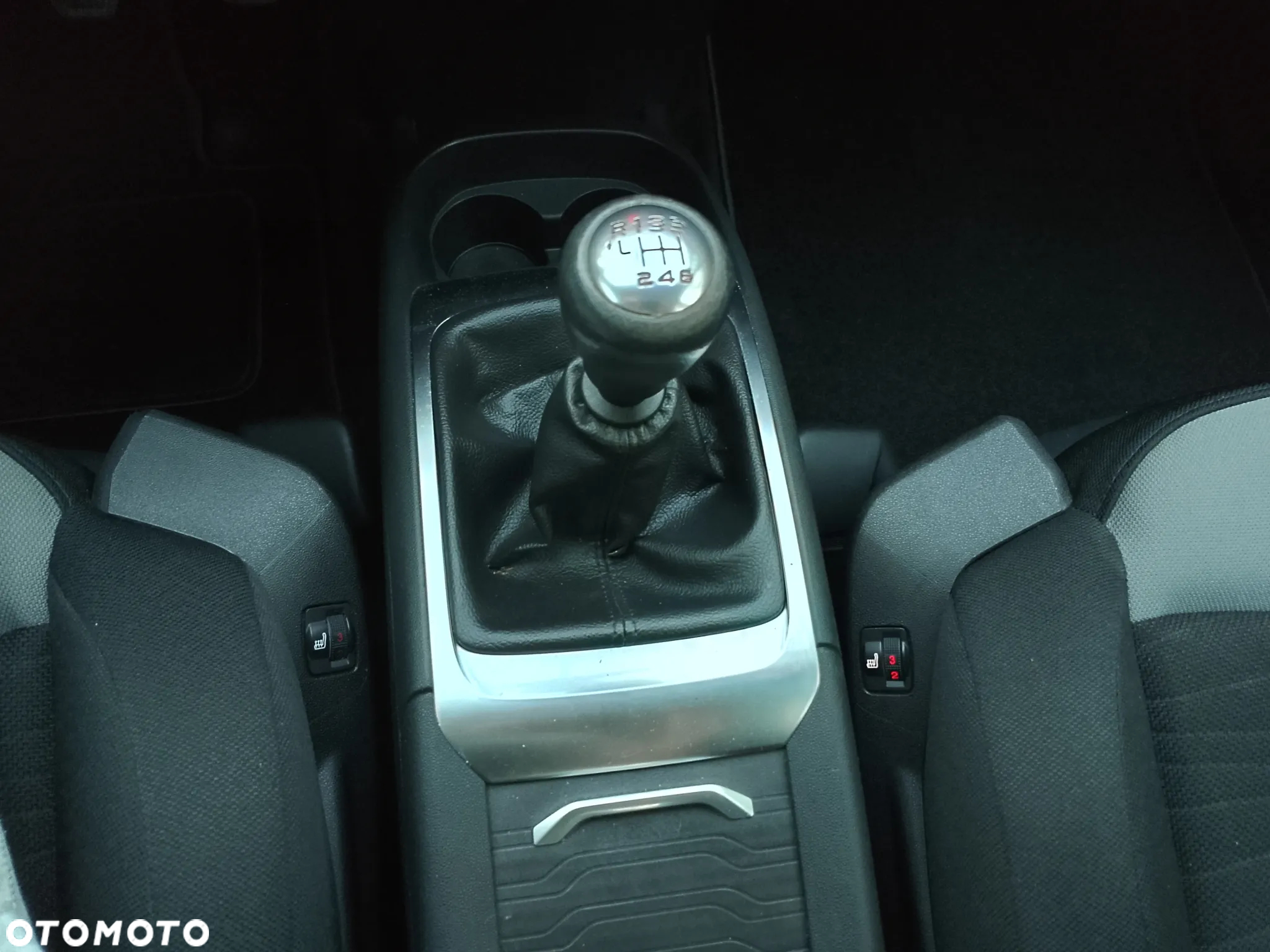 Citroën C4 Picasso 1.2 PureTech Attraction - 13