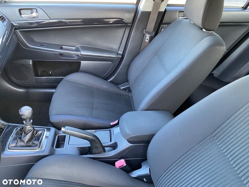 Mitsubishi Lancer 1.8 DI-D+ ClearTec Top - 18