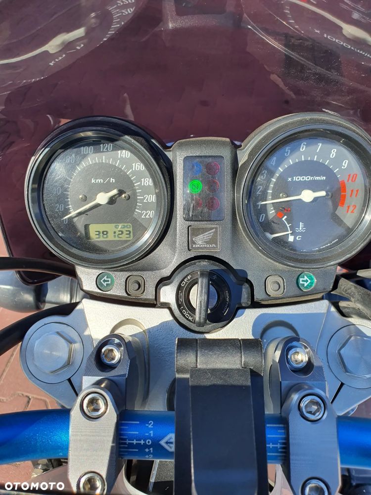 Honda CBF - 14
