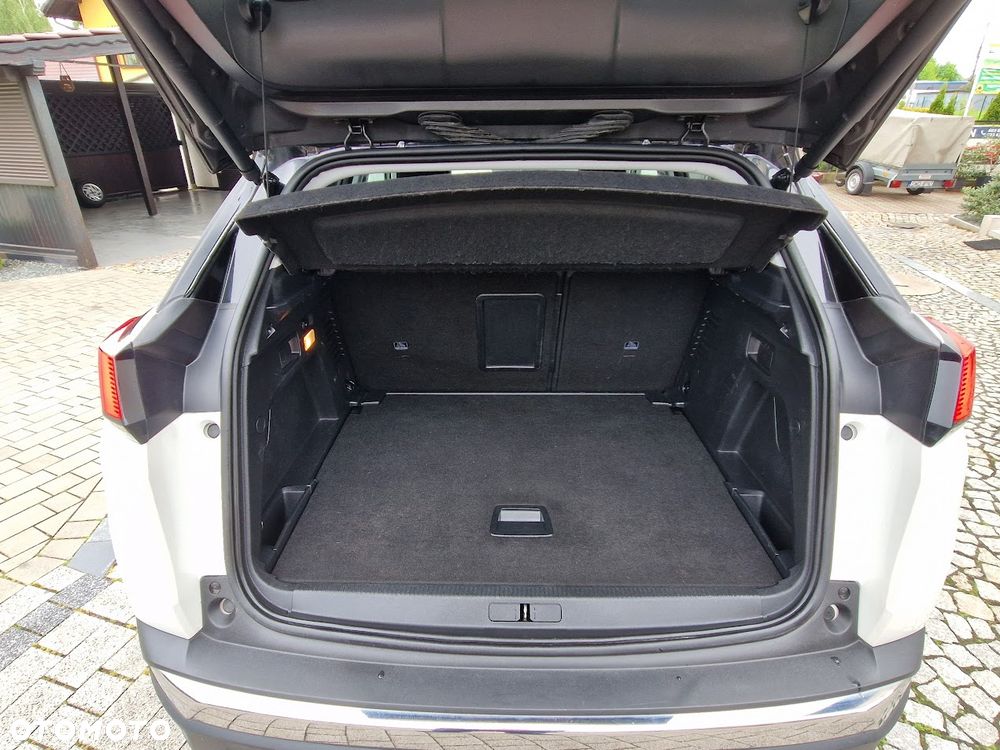Peugeot 3008 PureTech 130 Stop & Start GPF Allure - 36