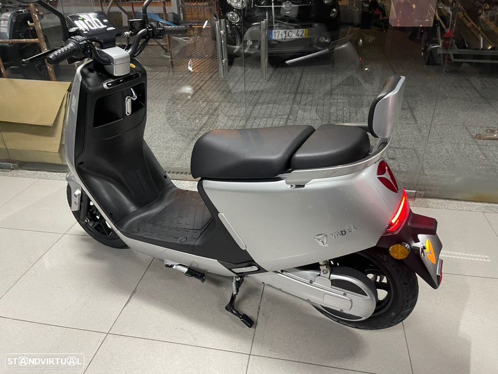 Yadea G5S 125 - 3