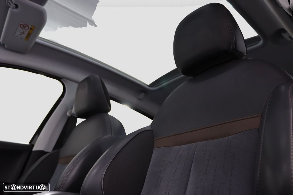 Peugeot 208 1.2 PureTech Allure - 15