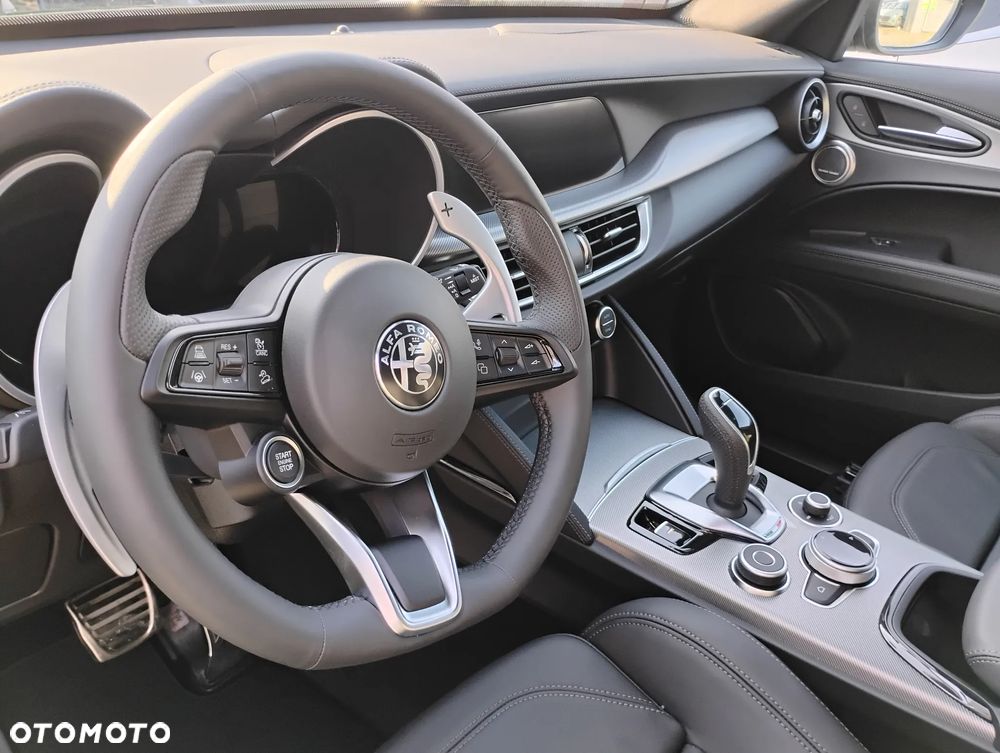 Alfa Romeo Stelvio 2.0 Turbo Veloce Q4 - 8