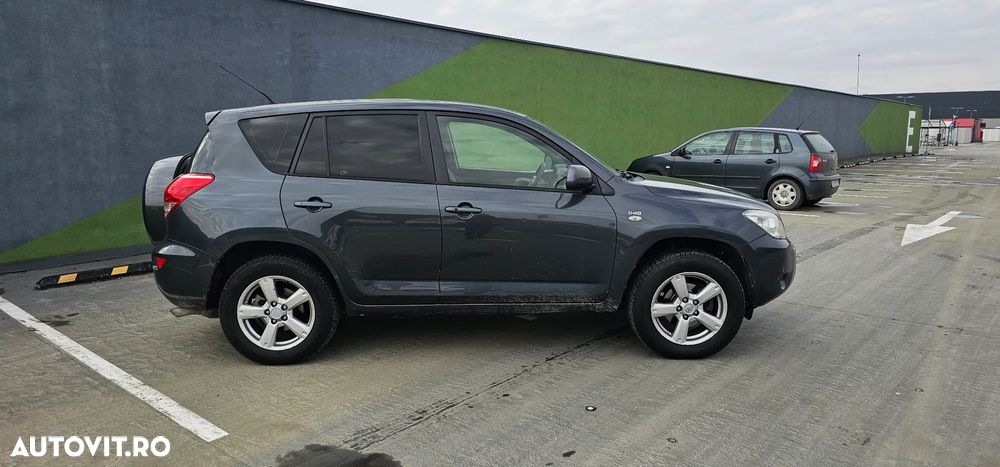 Toyota RAV4 2.2 D-4D Confort - 4