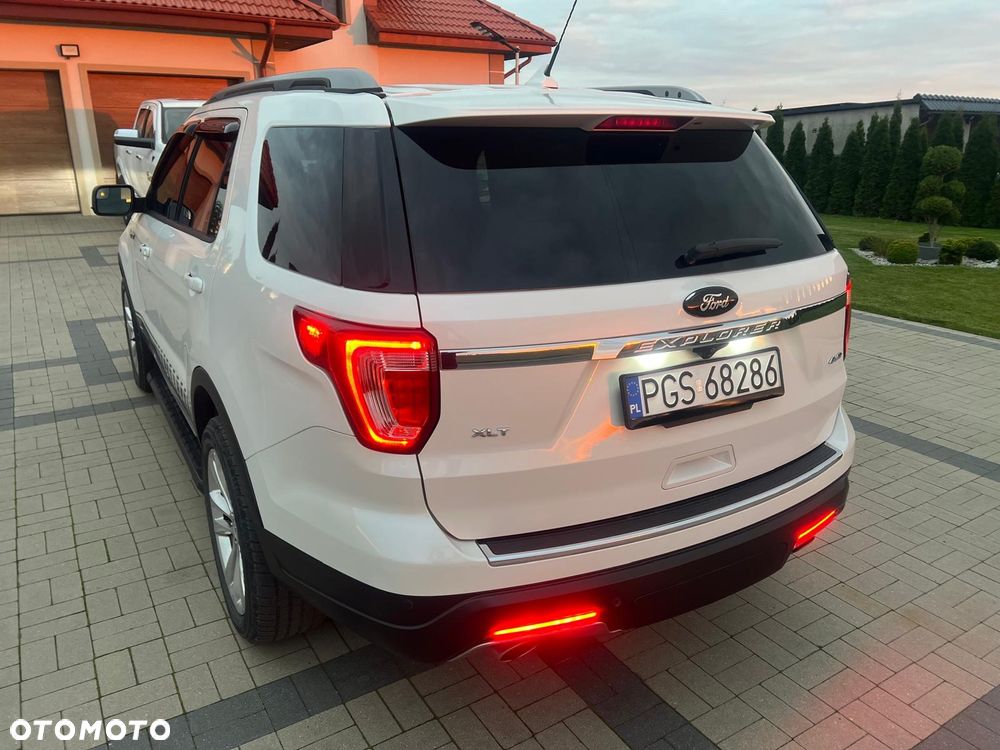 Ford Explorer - 19