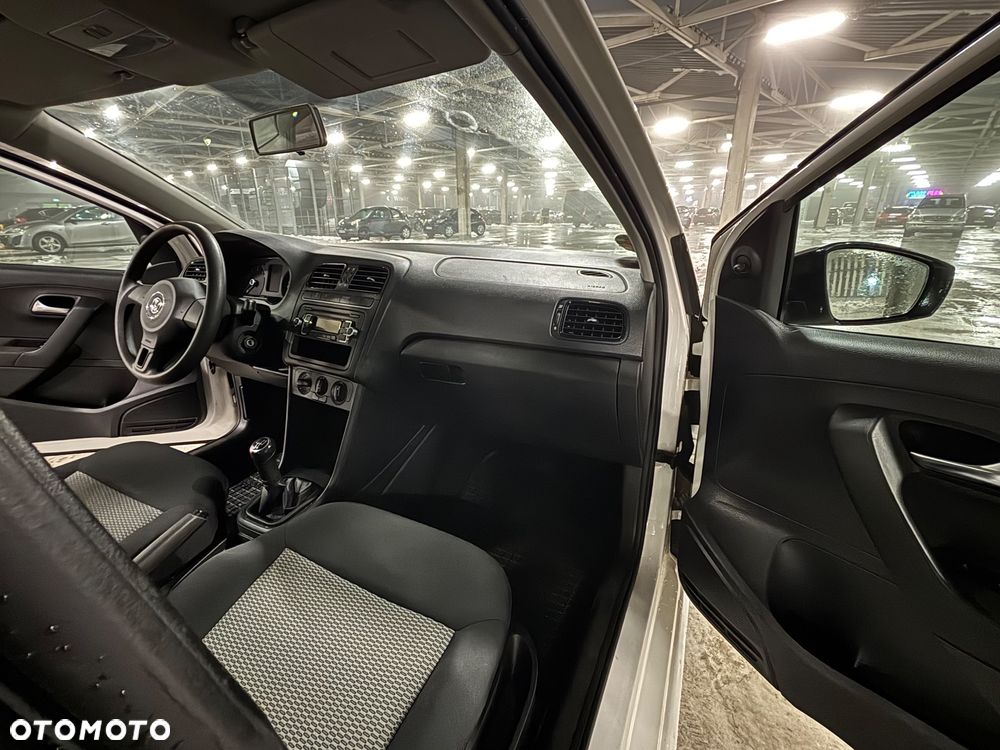 Volkswagen Polo - 19