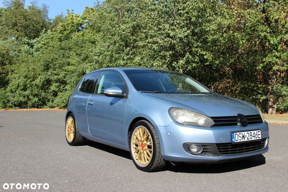 Volkswagen Golf - 2