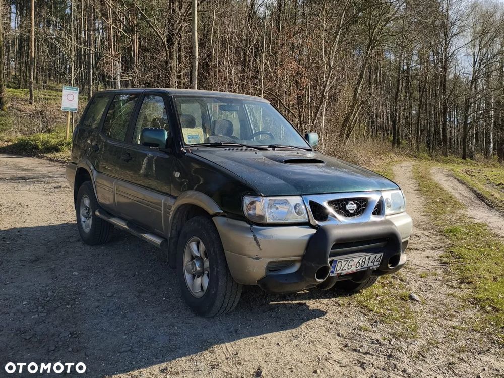 Nissan Terrano 2.7 TDi Comfort - 1