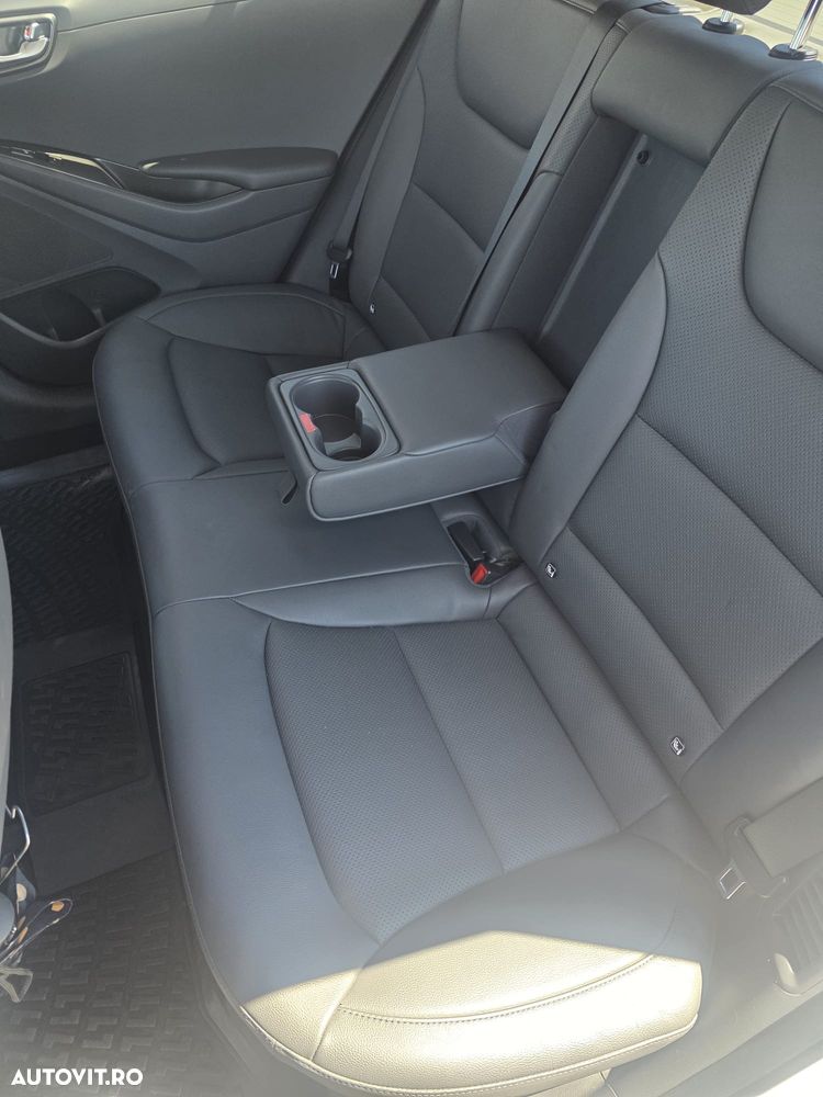 Hyundai IONIQ 1.6 141CP Exclusive - 11