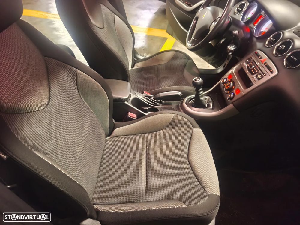 Peugeot 308 SW 1.6 e-HDi Allure CVM6 - 23