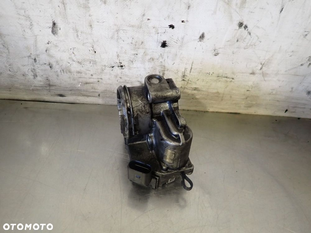 PRZEPUSTNICA AUDI A2 145128063 - 2